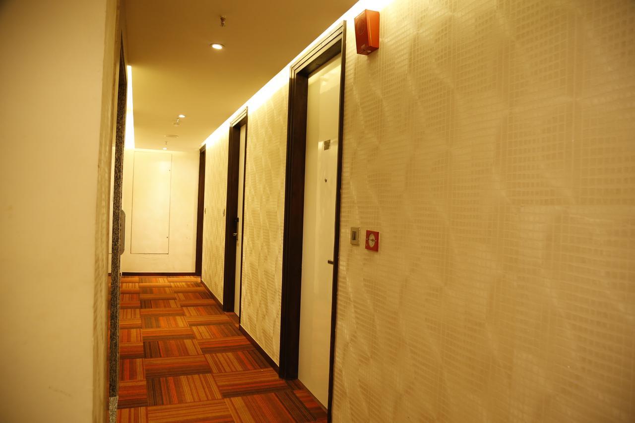 Hotel Orange Agra  Kültér fotó