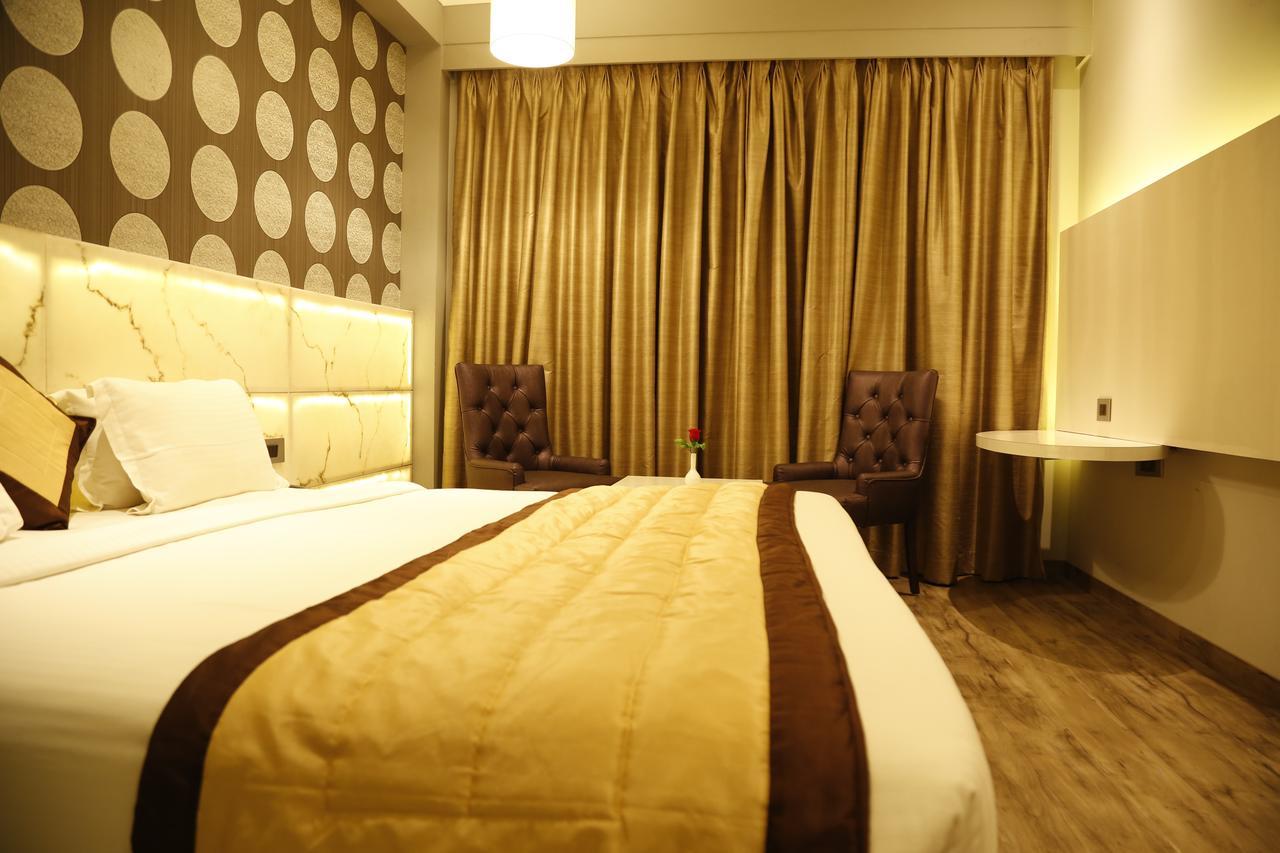 Hotel Orange Agra  Kültér fotó